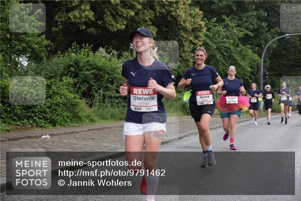 14.06.2026 - REWE Women's Run Jannik Wohlers http://msf.ph/oto/9791462 14.06.2026 09:49:25 Laufen 10794, 7, 10943, 57 meine-sportfotos.de