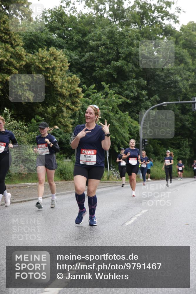 14.06.2026 - REWE Women's Run Jannik Wohlers http://msf.ph/oto/9791467 14.06.2026 10:05:39 Laufen 10005, 10734, 57 meine-sportfotos.de