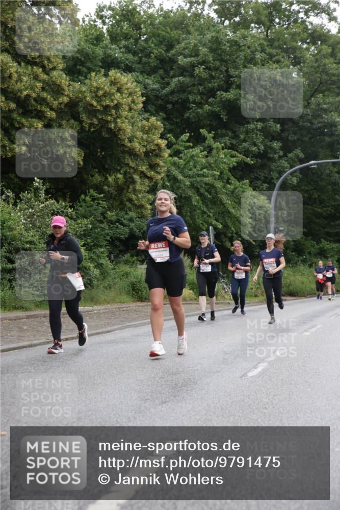 14.06.2026 - REWE Women's Run Jannik Wohlers http://msf.ph/oto/9791475 14.06.2026 10:05:41 Laufen 10429 meine-sportfotos.de