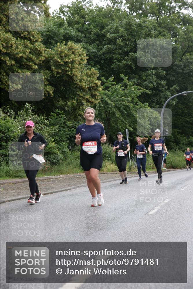 14.06.2026 - REWE Women's Run Jannik Wohlers http://msf.ph/oto/9791481 14.06.2026 10:05:42 Laufen 10429 meine-sportfotos.de