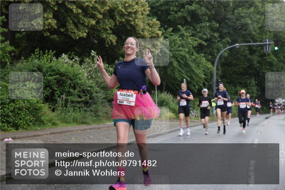14.06.2026 - REWE Women's Run Jannik Wohlers http://msf.ph/oto/9791482 14.06.2026 09:49:27 Laufen 10103, 57 meine-sportfotos.de