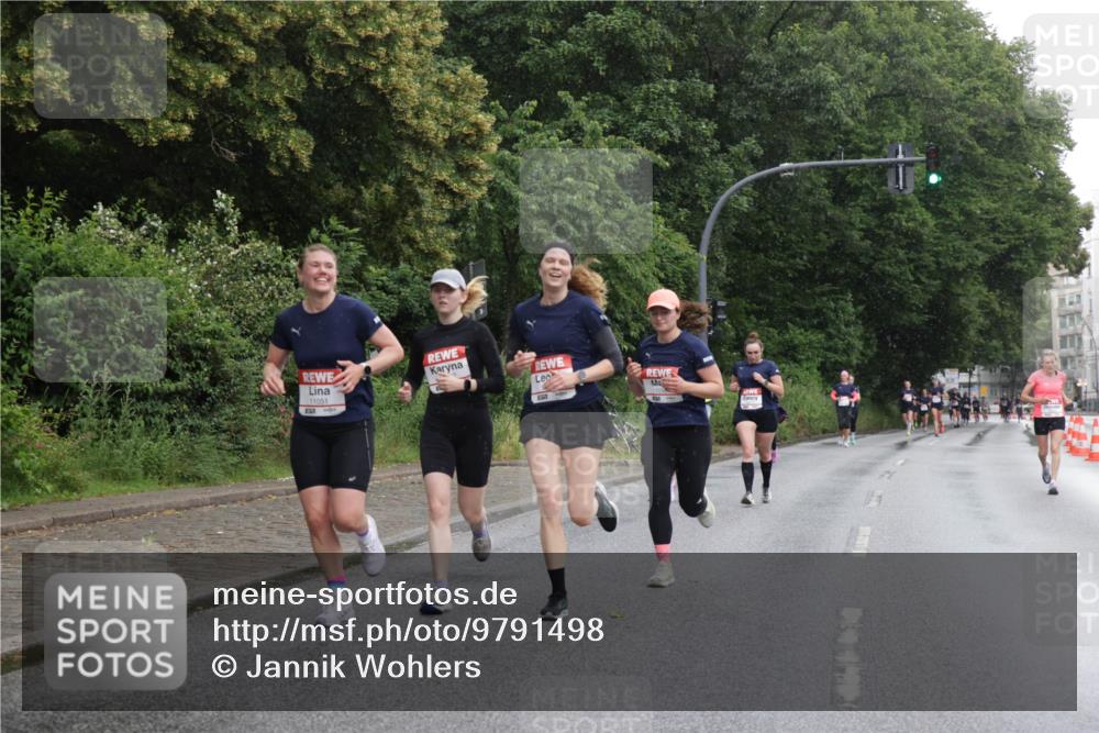 14.06.2026 - REWE Women's Run Jannik Wohlers http://msf.ph/oto/9791498 14.06.2026 09:49:29 Laufen 11051 meine-sportfotos.de