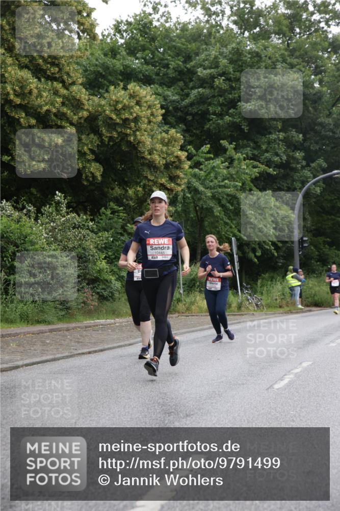 14.06.2026 - REWE Women's Run Jannik Wohlers http://msf.ph/oto/9791499 14.06.2026 10:05:44 Laufen 10445, 57 meine-sportfotos.de