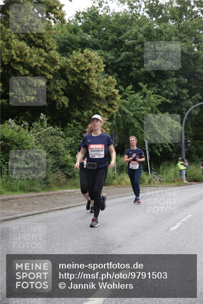 14.06.2026 - REWE Women's Run Jannik Wohlers http://msf.ph/oto/9791503 14.06.2026 10:05:44 Laufen 10445 meine-sportfotos.de