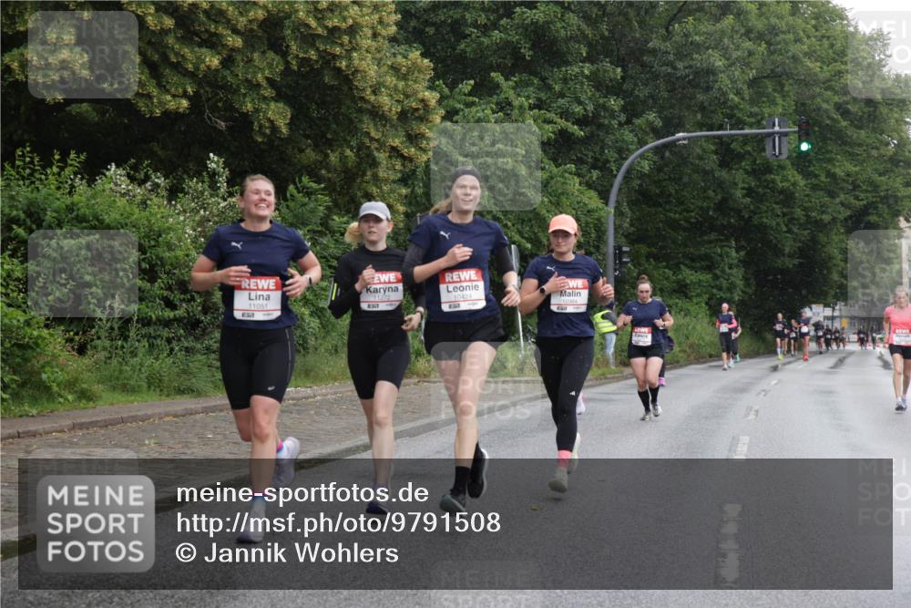 14.06.2026 - REWE Women's Run Jannik Wohlers http://msf.ph/oto/9791508 14.06.2026 09:49:29 Laufen 11051, 11272, 10424, 57, 10984 meine-sportfotos.de