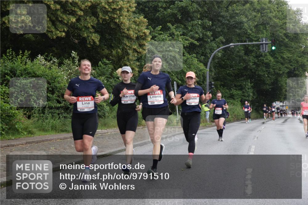 14.06.2026 - REWE Women's Run Jannik Wohlers http://msf.ph/oto/9791510 14.06.2026 09:49:29 Laufen 10424, 11051, 57, 11272 meine-sportfotos.de