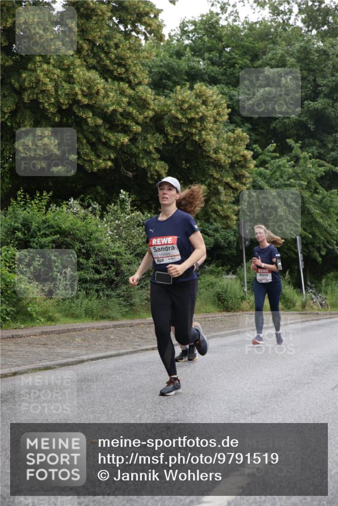 14.06.2026 - REWE Women's Run Jannik Wohlers http://msf.ph/oto/9791519 14.06.2026 10:05:45 Laufen 10445, 57 meine-sportfotos.de
