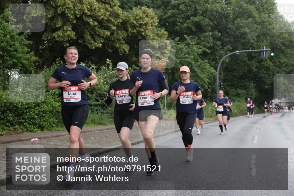 14.06.2026 - REWE Women's Run Jannik Wohlers http://msf.ph/oto/9791521 14.06.2026 09:49:30 Laufen 11051, 7, 11272, 57, 10424, 57, 10984 meine-sportfotos.de
