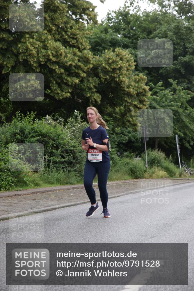 14.06.2026 - REWE Women's Run Jannik Wohlers http://msf.ph/oto/9791528 14.06.2026 10:05:47 Laufen 11019, 7 meine-sportfotos.de