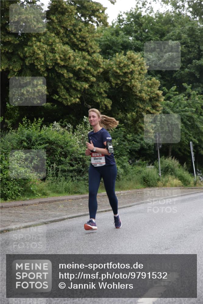 14.06.2026 - REWE Women's Run Jannik Wohlers http://msf.ph/oto/9791532 14.06.2026 10:05:47 Laufen 11019 meine-sportfotos.de