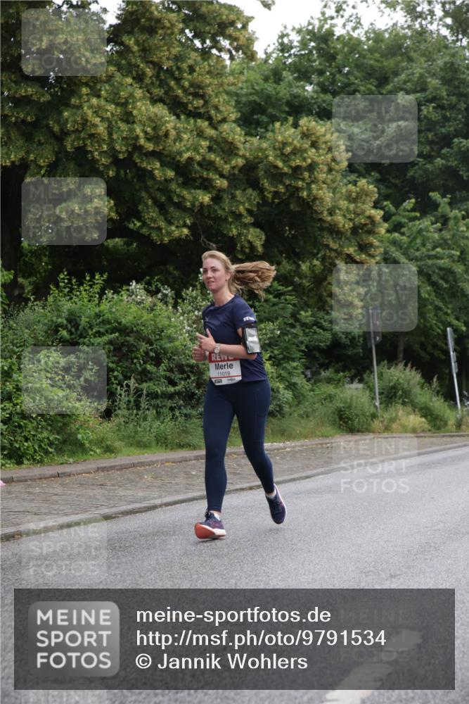 14.06.2026 - REWE Women's Run Jannik Wohlers http://msf.ph/oto/9791534 14.06.2026 10:05:47 Laufen 11019 meine-sportfotos.de