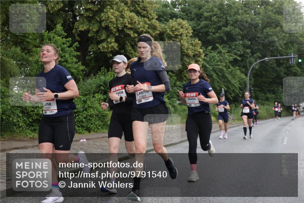 14.06.2026 - REWE Women's Run Jannik Wohlers http://msf.ph/oto/9791540 14.06.2026 09:49:30 Laufen 11051, 51, 10424, 10984 meine-sportfotos.de