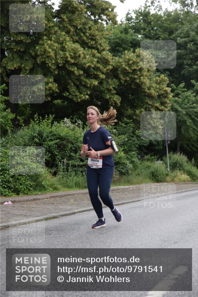 14.06.2026 - REWE Women's Run Jannik Wohlers http://msf.ph/oto/9791541 14.06.2026 10:05:47 Laufen 11019 meine-sportfotos.de