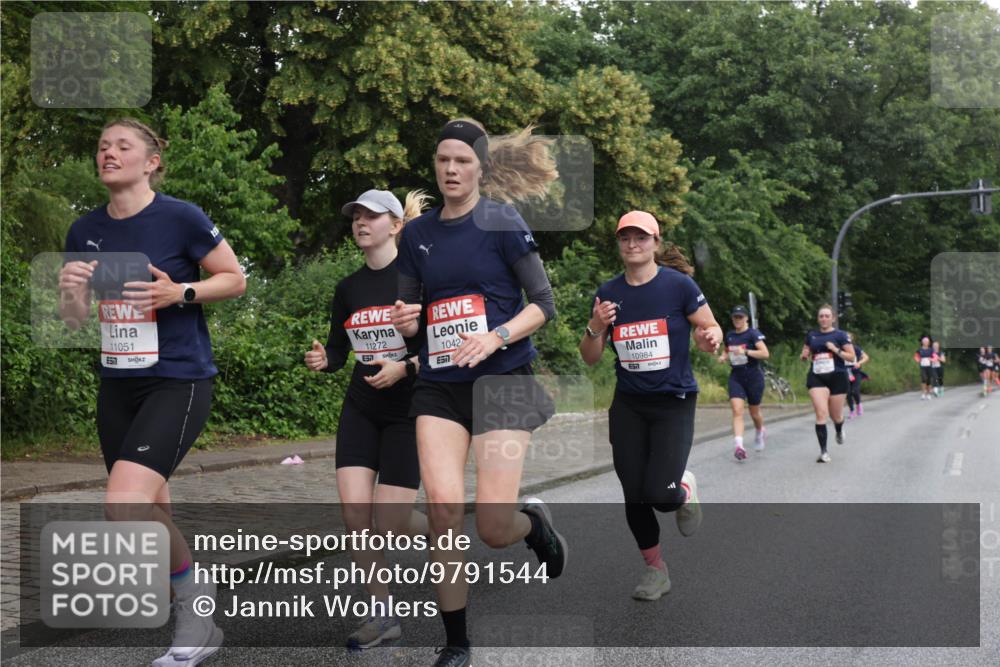 14.06.2026 - REWE Women's Run Jannik Wohlers http://msf.ph/oto/9791544 14.06.2026 09:49:31 Laufen 11051, 517, 650, 11272, 1042, 10984 meine-sportfotos.de