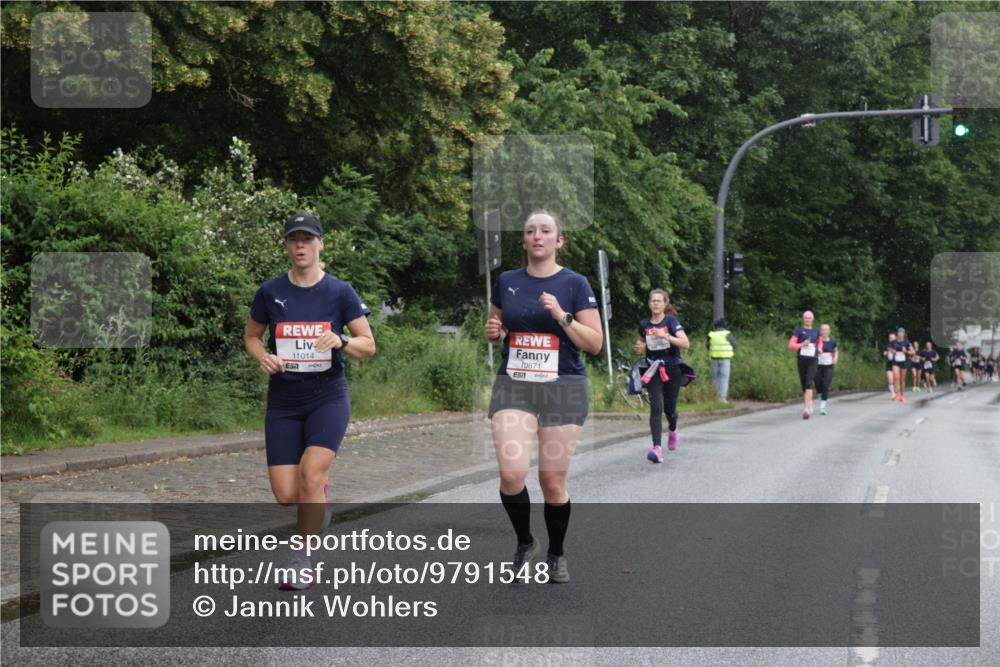 14.06.2026 - REWE Women's Run Jannik Wohlers http://msf.ph/oto/9791548 14.06.2026 09:49:32 Laufen 11014, 19871 meine-sportfotos.de
