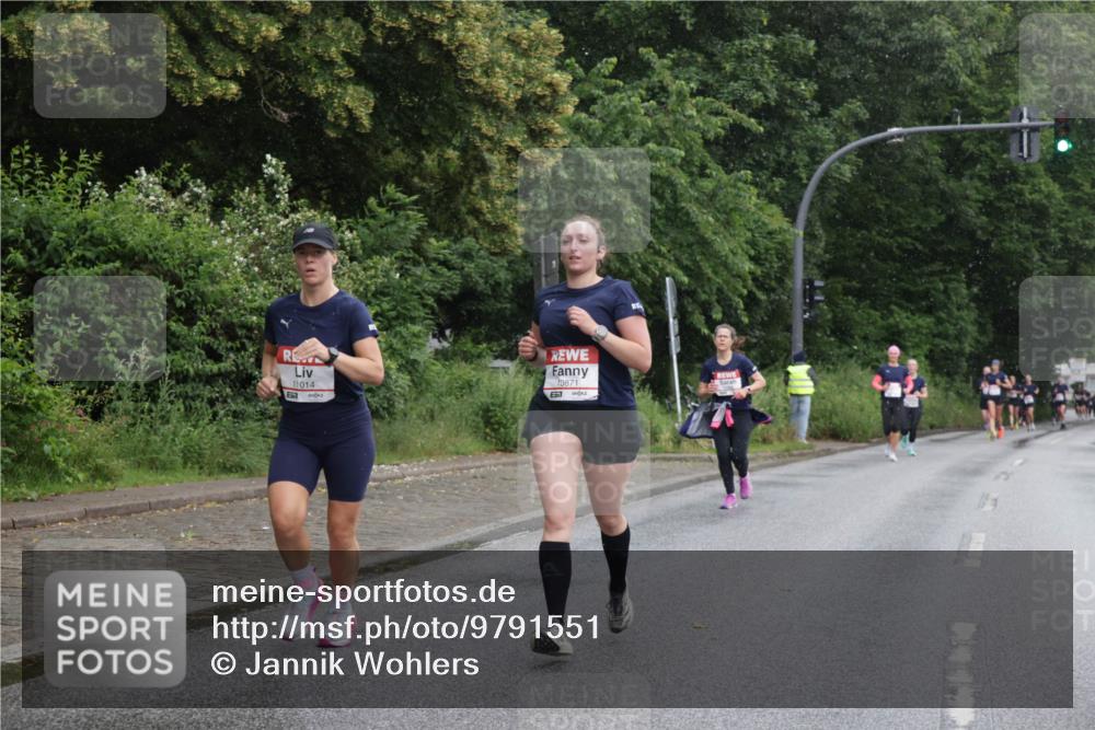 14.06.2026 - REWE Women's Run Jannik Wohlers http://msf.ph/oto/9791551 14.06.2026 09:49:33 Laufen 11014, 10871, 577 meine-sportfotos.de