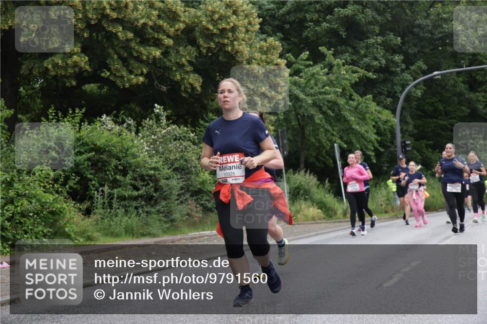 14.06.2026 - REWE Women's Run Jannik Wohlers http://msf.ph/oto/9791560 14.06.2026 10:05:54 Laufen 10325 meine-sportfotos.de