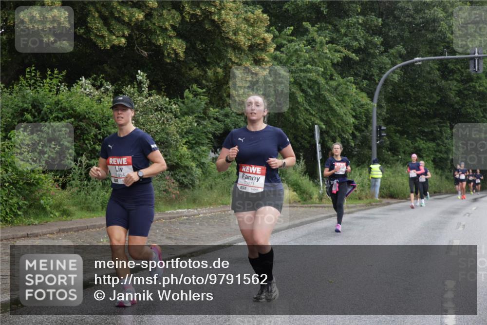 14.06.2026 - REWE Women's Run Jannik Wohlers http://msf.ph/oto/9791562 14.06.2026 09:49:33 Laufen 1014, 10871, 7 meine-sportfotos.de
