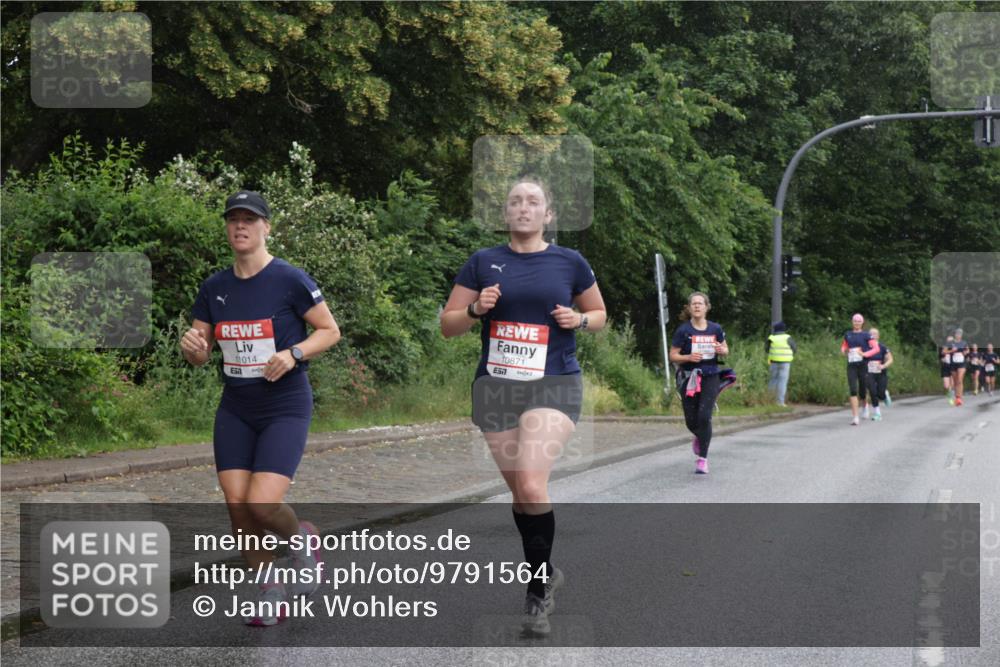 14.06.2026 - REWE Women's Run Jannik Wohlers http://msf.ph/oto/9791564 14.06.2026 09:49:33 Laufen 11014, 10871, 7 meine-sportfotos.de