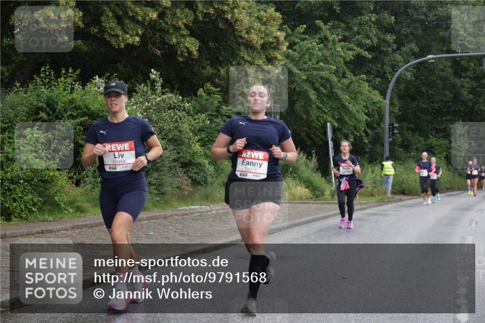 14.06.2026 - REWE Women's Run Jannik Wohlers http://msf.ph/oto/9791568 14.06.2026 09:49:33 Laufen 11014, 10871, 57 meine-sportfotos.de