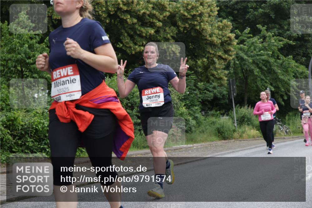 14.06.2026 - REWE Women's Run Jannik Wohlers http://msf.ph/oto/9791574 14.06.2026 10:05:55 Laufen 10325, 10795, 57 meine-sportfotos.de