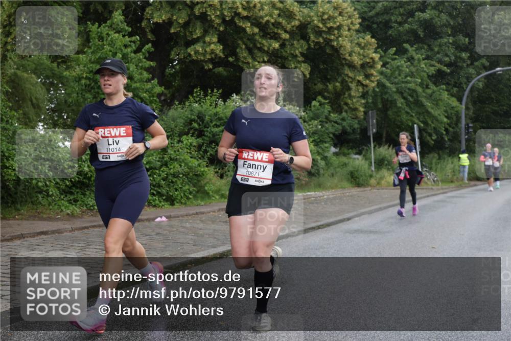 14.06.2026 - REWE Women's Run Jannik Wohlers http://msf.ph/oto/9791577 14.06.2026 09:49:34 Laufen 11014, 10871, 57 meine-sportfotos.de