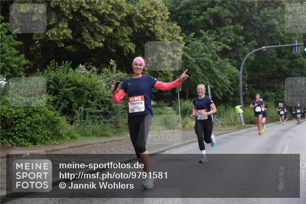 14.06.2026 - REWE Women's Run Jannik Wohlers http://msf.ph/oto/9791581 14.06.2026 09:49:40 Laufen 10952, 57 meine-sportfotos.de