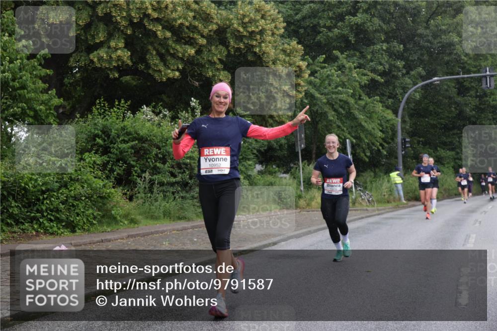 14.06.2026 - REWE Women's Run Jannik Wohlers http://msf.ph/oto/9791587 14.06.2026 09:49:40 Laufen 10952, 57 meine-sportfotos.de
