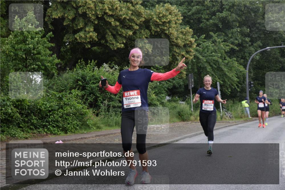 14.06.2026 - REWE Women's Run Jannik Wohlers http://msf.ph/oto/9791593 14.06.2026 09:49:40 Laufen 10952, 57 meine-sportfotos.de