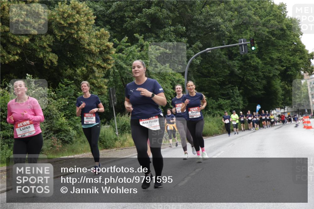 14.06.2026 - REWE Women's Run Jannik Wohlers http://msf.ph/oto/9791595 14.06.2026 10:05:58 Laufen 11012, 10357 meine-sportfotos.de