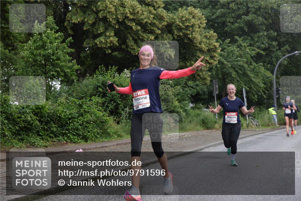 14.06.2026 - REWE Women's Run Jannik Wohlers http://msf.ph/oto/9791596 14.06.2026 09:49:40 Laufen 10952, 10478 meine-sportfotos.de