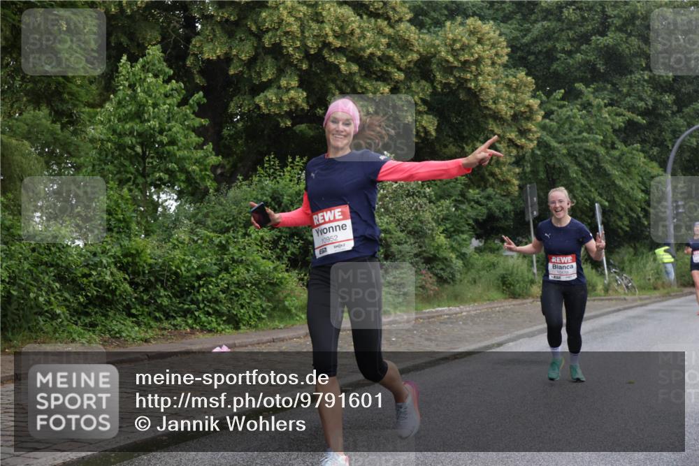 14.06.2026 - REWE Women's Run Jannik Wohlers http://msf.ph/oto/9791601 14.06.2026 09:49:40 Laufen 10952 meine-sportfotos.de
