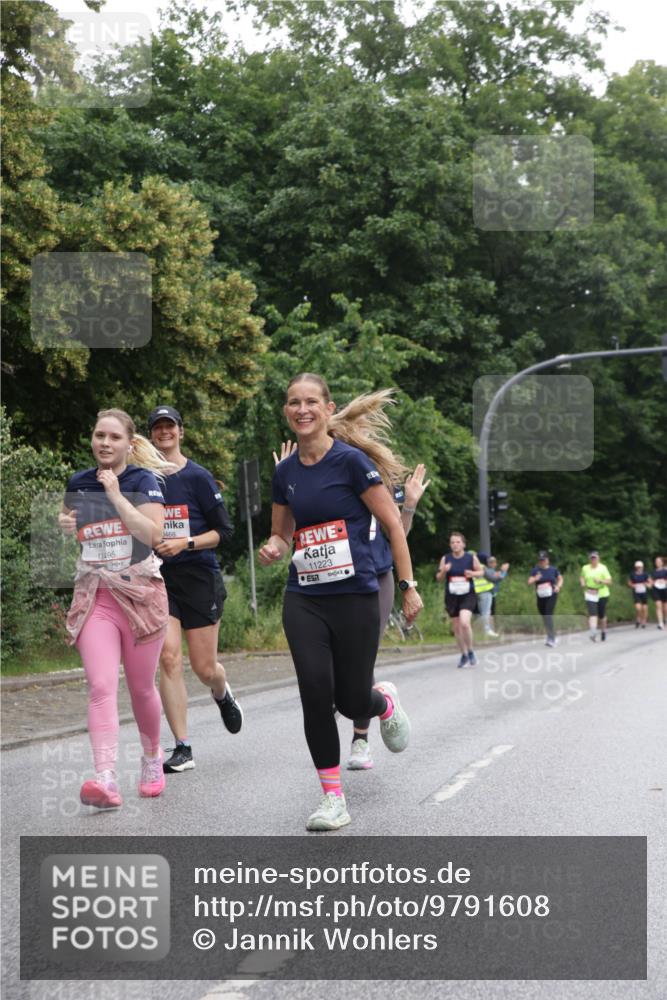 14.06.2026 - REWE Women's Run Jannik Wohlers http://msf.ph/oto/9791608 14.06.2026 10:06:00 Laufen 11495, 468, 11223, 51 meine-sportfotos.de