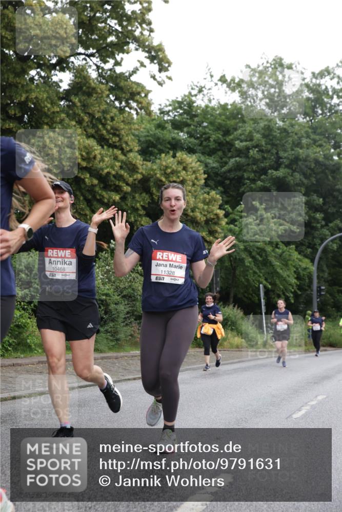 14.06.2026 - REWE Women's Run Jannik Wohlers http://msf.ph/oto/9791631 14.06.2026 10:06:01 Laufen 10468, 7, 11328, 57 meine-sportfotos.de