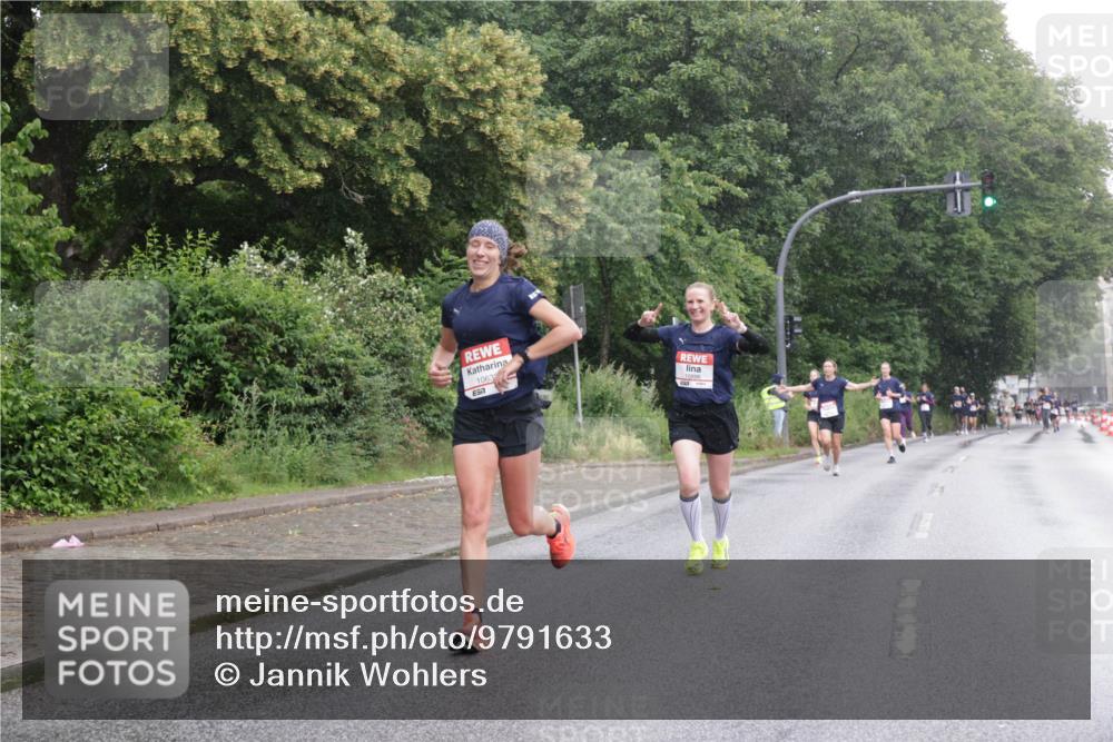 14.06.2026 - REWE Women's Run Jannik Wohlers http://msf.ph/oto/9791633 14.06.2026 09:49:45 Laufen 10632, 657 meine-sportfotos.de