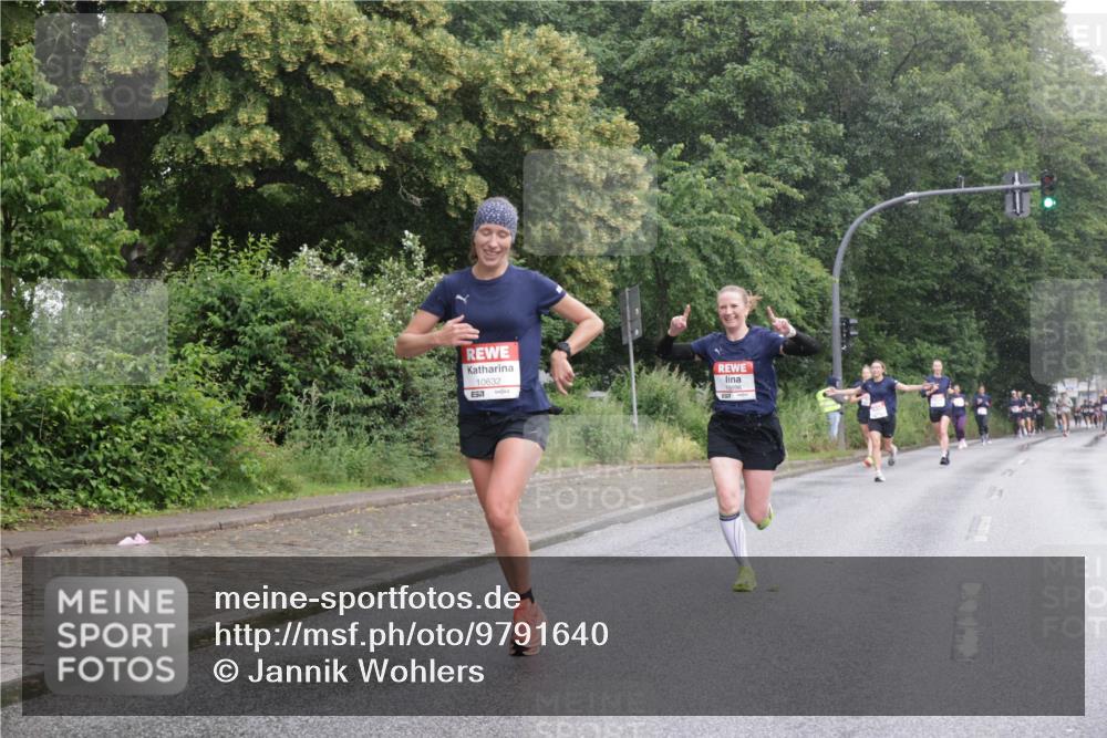 14.06.2026 - REWE Women's Run Jannik Wohlers http://msf.ph/oto/9791640 14.06.2026 09:49:45 Laufen 10632, 657 meine-sportfotos.de