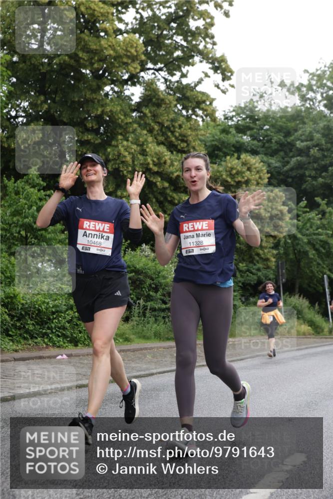 14.06.2026 - REWE Women's Run Jannik Wohlers http://msf.ph/oto/9791643 14.06.2026 10:06:02 Laufen 10468, 7, 11328, 57 meine-sportfotos.de