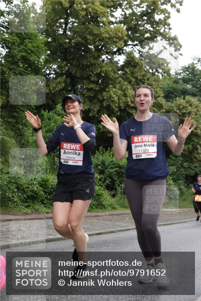 14.06.2026 - REWE Women's Run Jannik Wohlers http://msf.ph/oto/9791652 14.06.2026 10:06:02 Laufen 10468, 7, 11328 meine-sportfotos.de