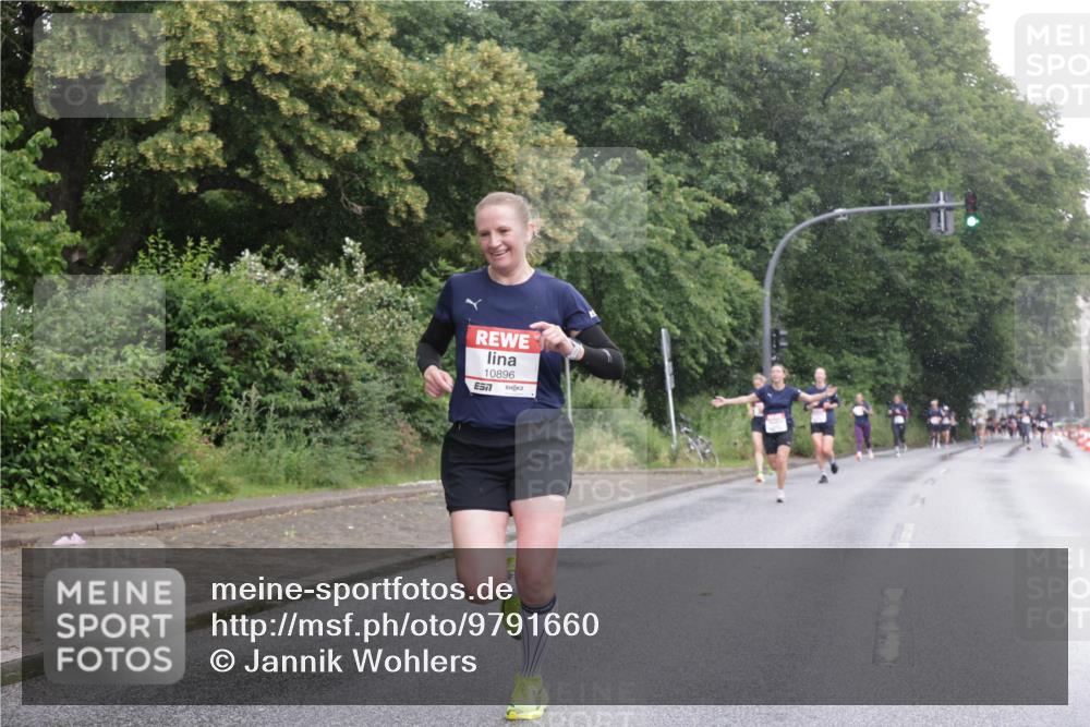 14.06.2026 - REWE Women's Run Jannik Wohlers http://msf.ph/oto/9791660 14.06.2026 09:49:46 Laufen 10896, 7 meine-sportfotos.de