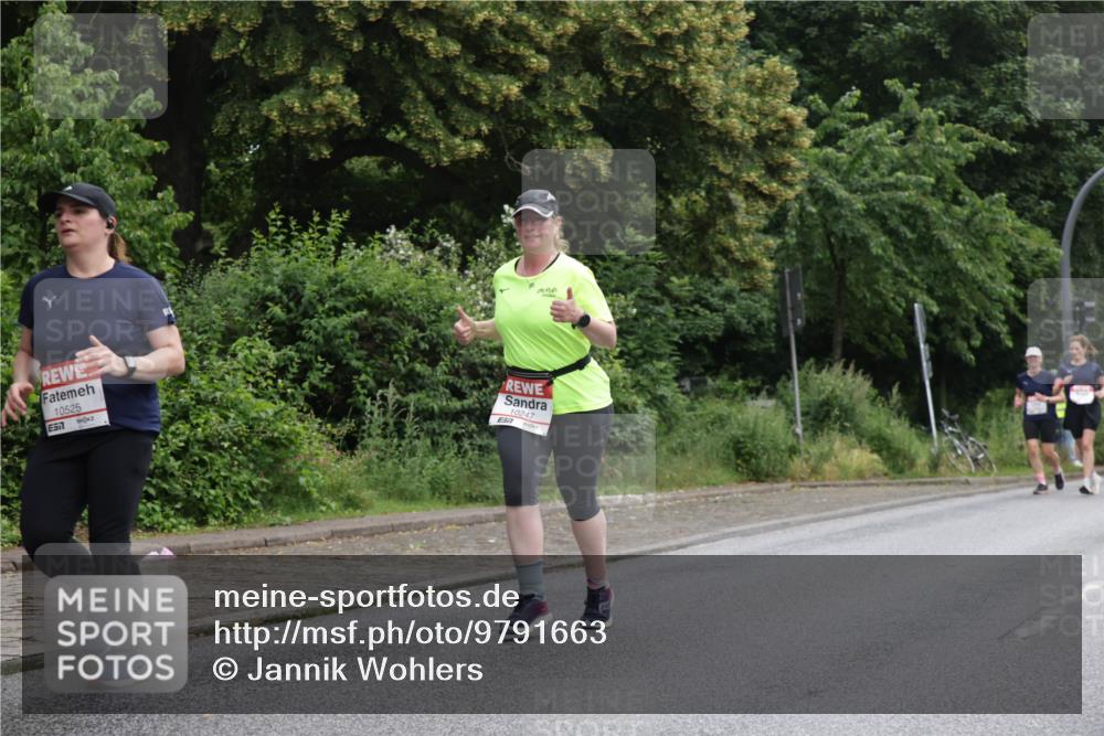 14.06.2026 - REWE Women's Run Jannik Wohlers http://msf.ph/oto/9791663 14.06.2026 10:06:10 Laufen 10525, 57, 577, 10247 meine-sportfotos.de