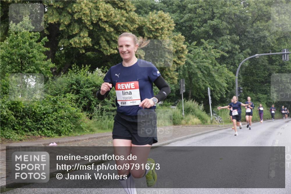 14.06.2026 - REWE Women's Run Jannik Wohlers http://msf.ph/oto/9791673 14.06.2026 09:49:46 Laufen 10896 meine-sportfotos.de