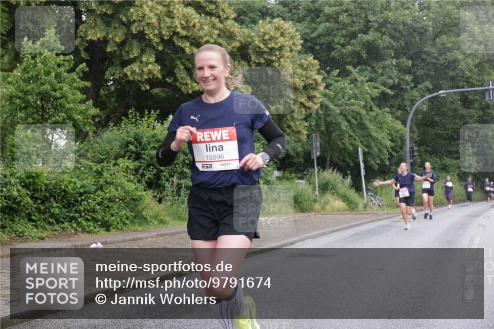 14.06.2026 - REWE Women's Run Jannik Wohlers http://msf.ph/oto/9791674 14.06.2026 09:49:46 Laufen 10896, 7 meine-sportfotos.de