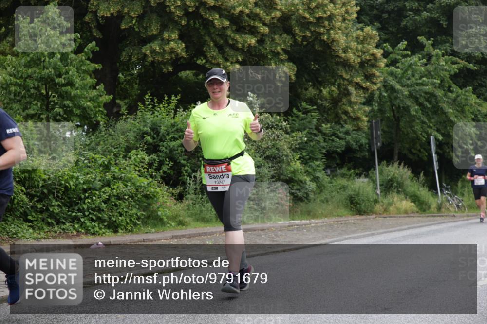14.06.2026 - REWE Women's Run Jannik Wohlers http://msf.ph/oto/9791679 14.06.2026 10:06:10 Laufen 10247 meine-sportfotos.de