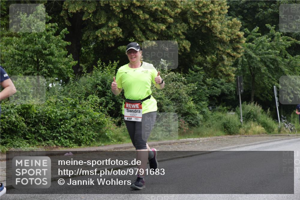 14.06.2026 - REWE Women's Run Jannik Wohlers http://msf.ph/oto/9791683 14.06.2026 10:06:10 Laufen 10247, 7 meine-sportfotos.de