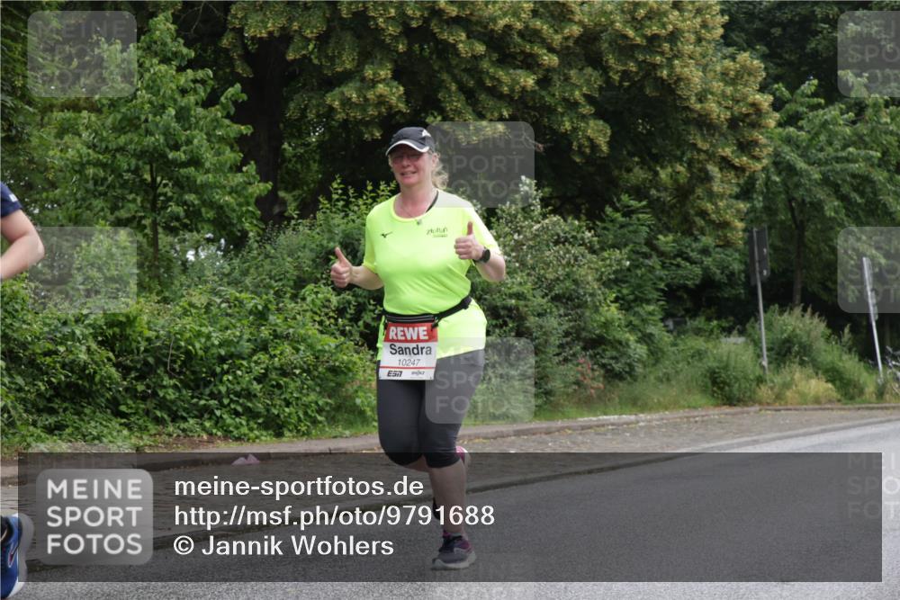 14.06.2026 - REWE Women's Run Jannik Wohlers http://msf.ph/oto/9791688 14.06.2026 10:06:10 Laufen 10247, 7 meine-sportfotos.de