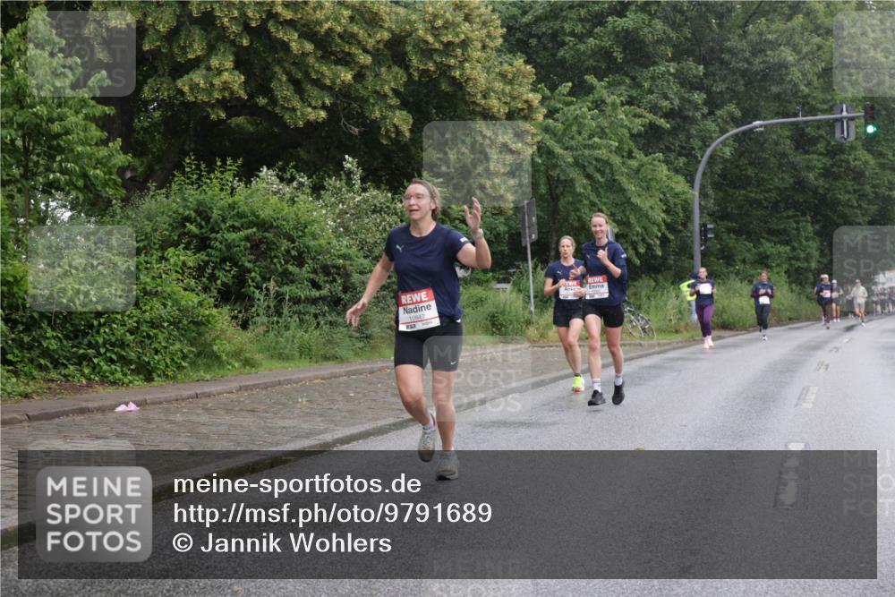 14.06.2026 - REWE Women's Run Jannik Wohlers http://msf.ph/oto/9791689 14.06.2026 09:49:50 Laufen 10847, 51 meine-sportfotos.de
