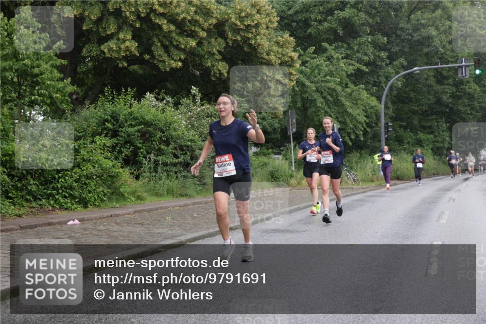 14.06.2026 - REWE Women's Run Jannik Wohlers http://msf.ph/oto/9791691 14.06.2026 09:49:50 Laufen 10847 meine-sportfotos.de