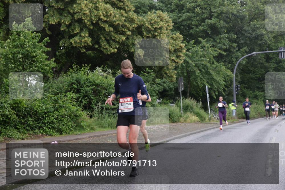 14.06.2026 - REWE Women's Run Jannik Wohlers http://msf.ph/oto/9791713 14.06.2026 09:49:52 Laufen 10062, 57 meine-sportfotos.de