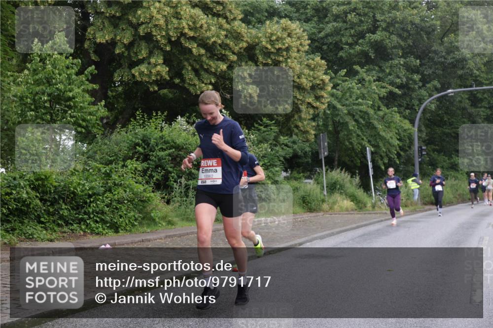 14.06.2026 - REWE Women's Run Jannik Wohlers http://msf.ph/oto/9791717 14.06.2026 09:49:52 Laufen 10062 meine-sportfotos.de
