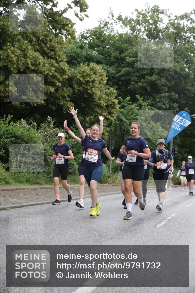 14.06.2026 - REWE Women's Run Jannik Wohlers http://msf.ph/oto/9791732 14.06.2026 10:06:15 Laufen 11494, 7, 00, 10804 meine-sportfotos.de